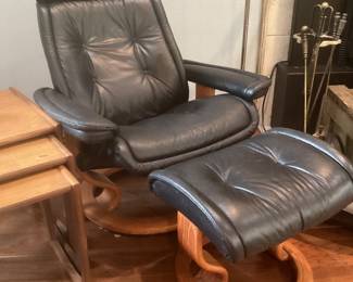 Ekornes Stressless Recliner with ottoman