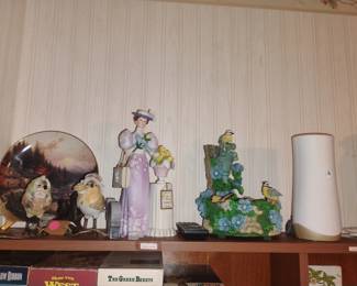Figurines
