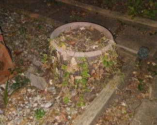 Plastic planter
