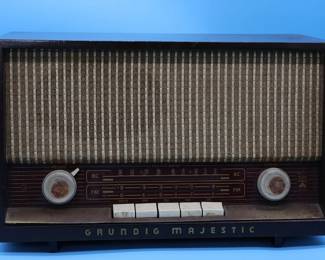 Grundig Majestic Vintage Radio