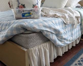 Full bed