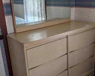 Blonde dresser & mirror