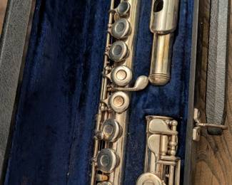 Vintage W.T. Armstrong flute .
