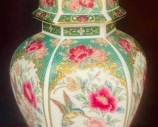 Vintage Asian Hummingbird Ginger Jar