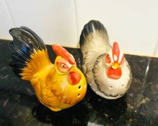 Vintage Rooster & Hen Salt & Pepper Shakers