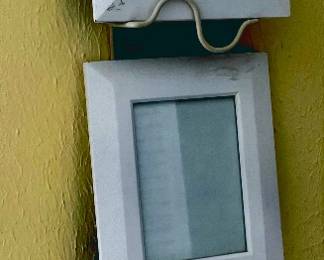 3 Picture Frames with Holder