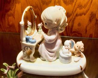 Precious Moments - God's Love is Reflected in You - 1996
