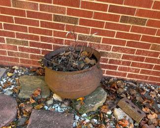 Vintage Cast Iron Cauldron