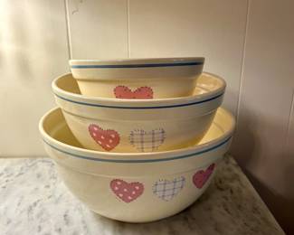Vintage Auntie ‘Em Mixing Bowls