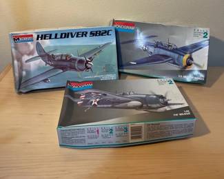 Model Airplanes 148 Scale US Navy Avenger And More