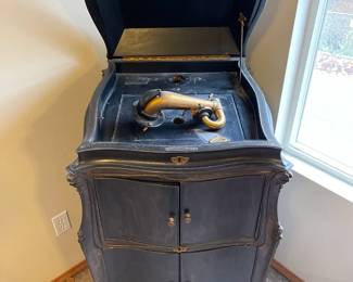 Vintage Victrola Floor Standing Upright Phonograph For Repair