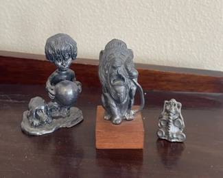 Pewter Cowardly Lion Malverne New York Elephant Boy With Ball