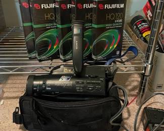 Sony Video 8 Handycam Recorder CCDFX640 NTSC  Videotapes