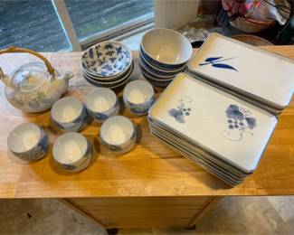 Japanese Oriental Tea Pot And Tea Cup Set Bowls And Plates