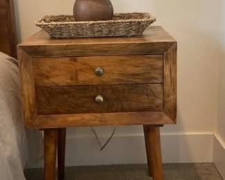 Mid century Modern Style Nightstand With Charging Ports Lamp And Wicker Tray