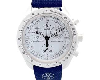 Omega x Swatch MoonSwatch Snoopy “Mission to the Moonphase