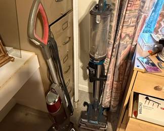 Bissell Symphony and Shark DuoClean Vacuum Lot