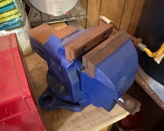 3VS Sheffield England Bench Vise