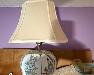 Chinese Export Style Porcelain Table Lamp