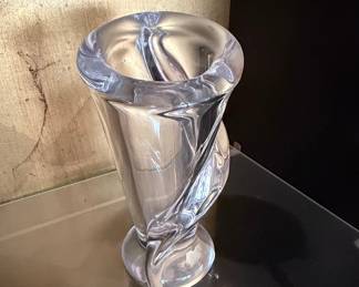 Art Vannes Le Chatel French Crystal Vase