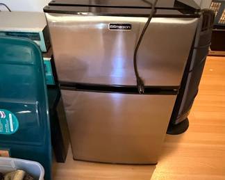 Emerson Compact Refrigerator