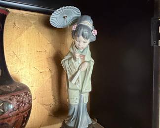 Lladro Oriental Spring Figurine #4988 with Box