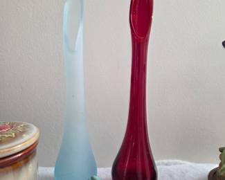 2 vintage viking glass vases
