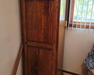 Fancy Oak Cabinet Computer Desk