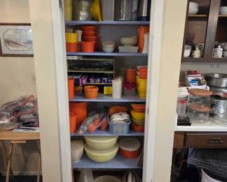 Lots of vintage Tupperware!