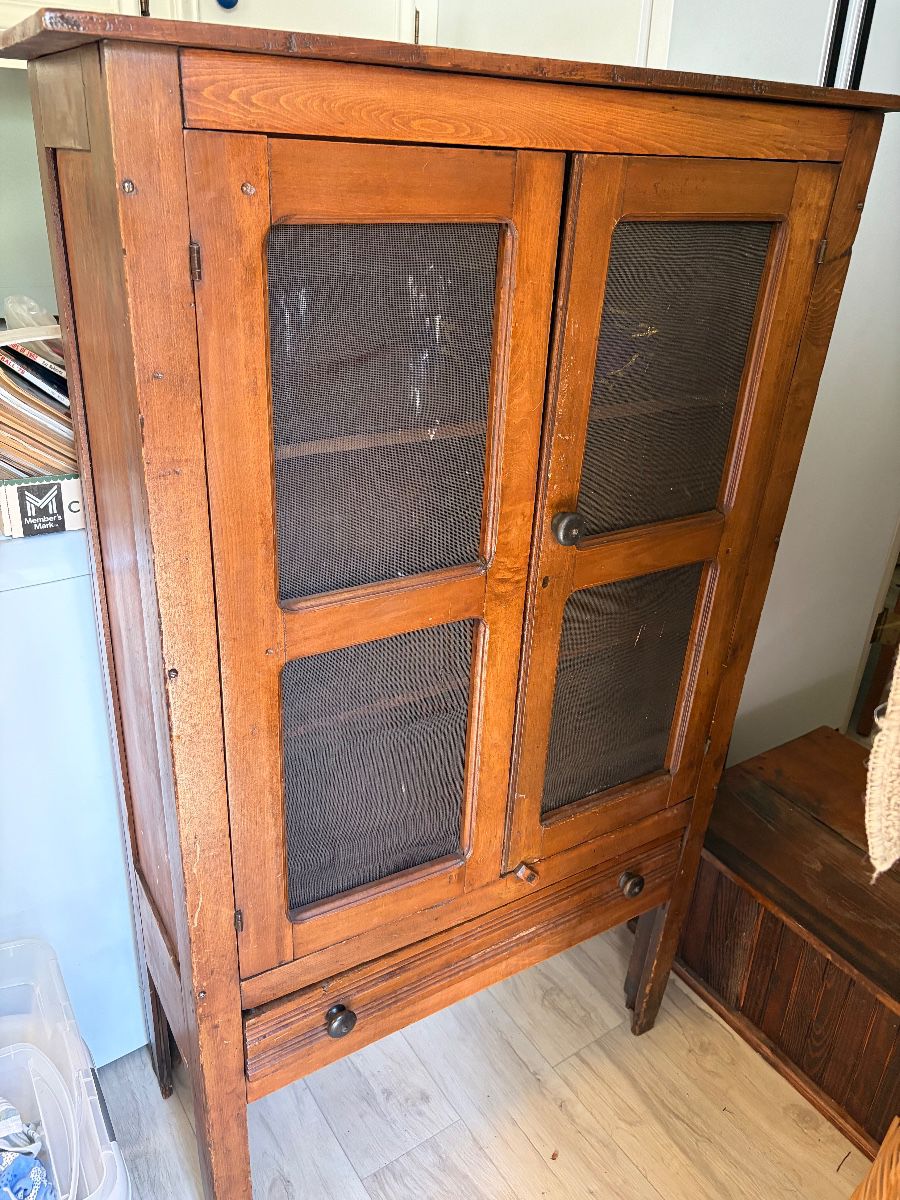 Kinard Ms Living Estate Auction of Mr and Mrs James O Kinard starts on 11/7/2026