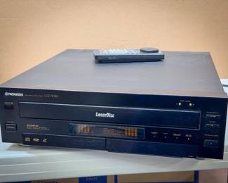 Pioneer CLD-3080 Laserdisc Player
