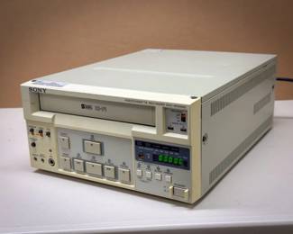 Sony SVO-9500MD Videocassette Recorder