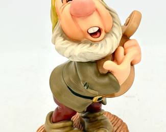 Walt Disney Classics Collection (WDCC) Ah-Choo Sneezy Snow White Figurine W COA