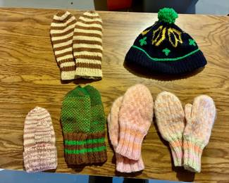 Knitted Gloves and Hat Lot