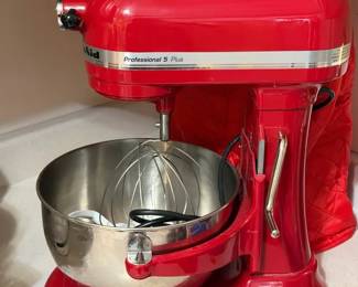 Kitchenaid Professional 5-Plus Stand Mixer & Accessories