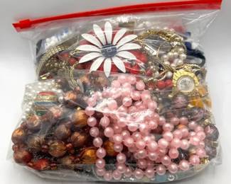 Mystery Lot: 4 Pounds of Costume Jewellery
