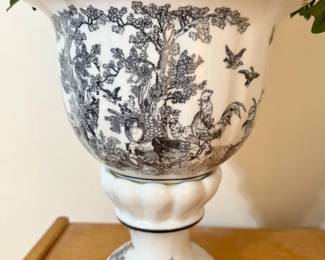 Vintage Toile de Jouy and Chinoiserie Pedestal Urn