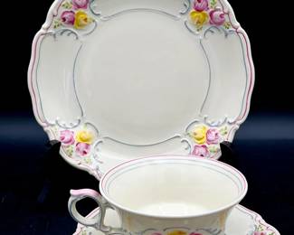 Elfenbein Handmalerei Hand-Painted, Bavarian Teacup And Sauce Set