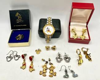 Walt Disney Mickey Mouse, Winnie the Pooh, & Tigger Jewellery Collection