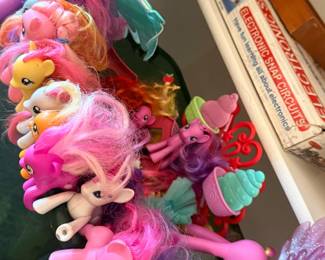 WOW WHAT A COLLECTION OF LITTLE PONY