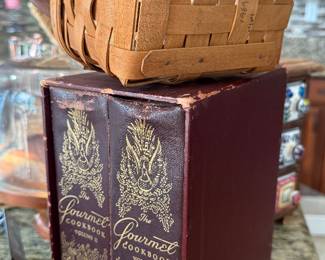 LONGABERGER & VINTAGE COOK BOOKS