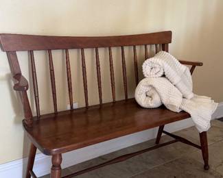 VINTAGE BENCH - BEAUTIFUL CONDITION