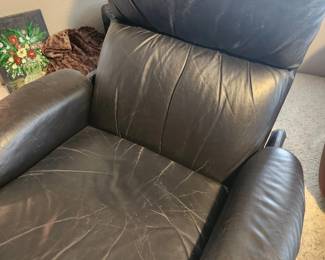 Black Leather Recliner. 