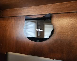 Kitty Kat Clock