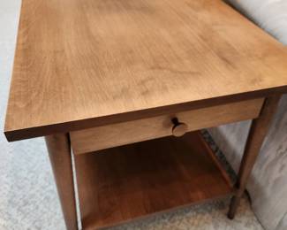 Vintage Mid-Century Modern Side Table. 