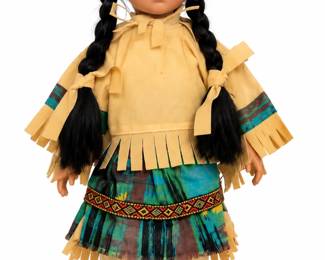 Boneca Nativa com Traje Franjado