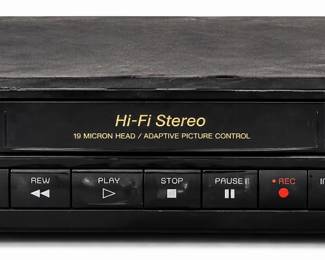 VCR Sony Vintage em Estudio Branco