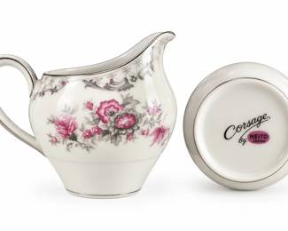 Bule Floral de Porcelana Corsage Meito