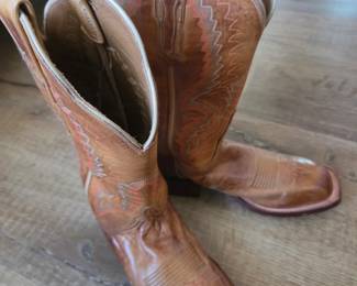 women's vintage cowboy bootsd