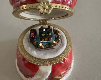Santa Claus music box